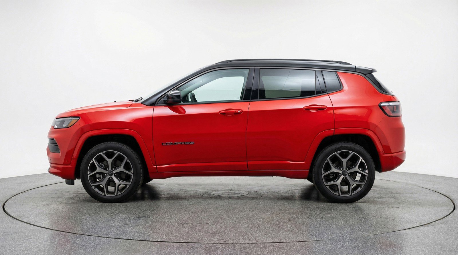 Used 2025 Jeep Compass Limited AWD/4WD image 5