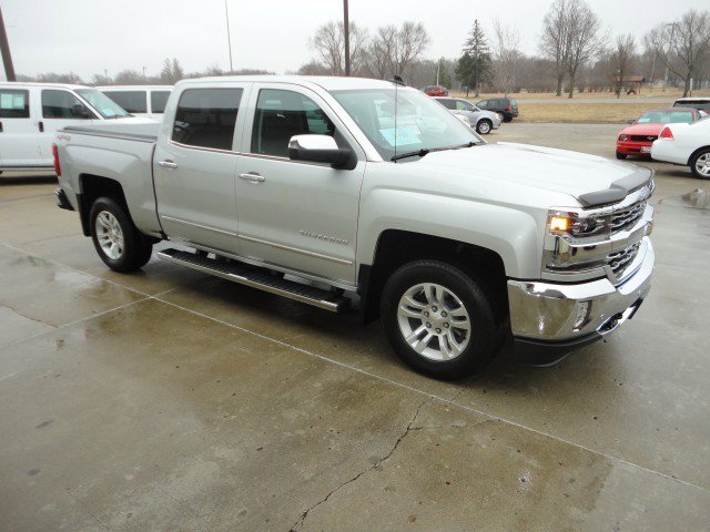 Used 2018 Chevrolet Silverado 1500 LTZ w/ LTZ Plus Package image 19
