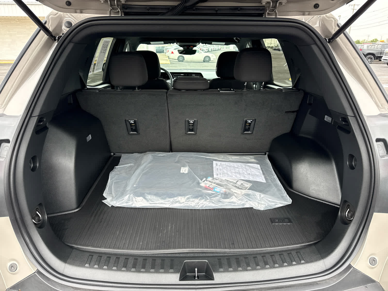 Certified 2026 GMC Terrain Elevation w/ Technology Package II AWD/4WD image 23