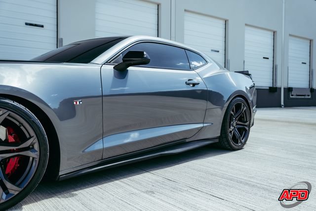 Used 2020 Chevrolet Camaro SS RWD image 35