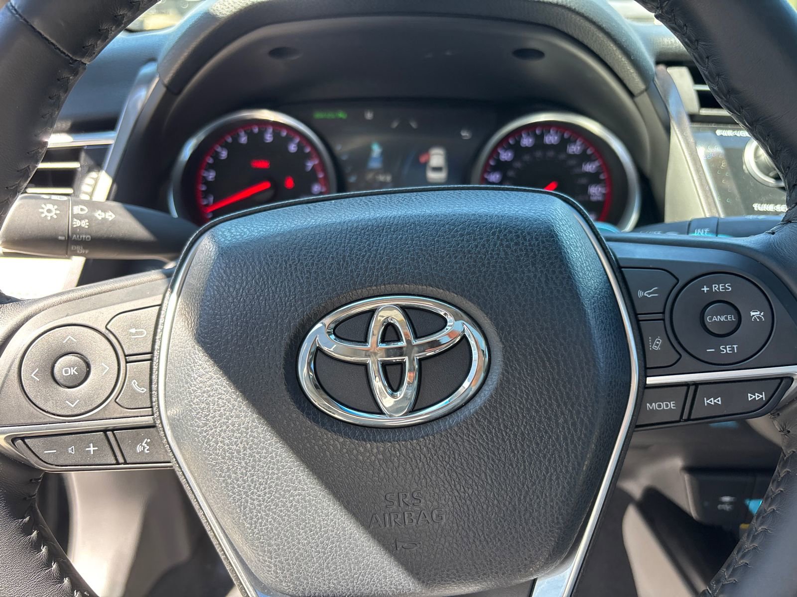 Used 2018 Toyota Camry XSE w/ Audio Package FWD image 16