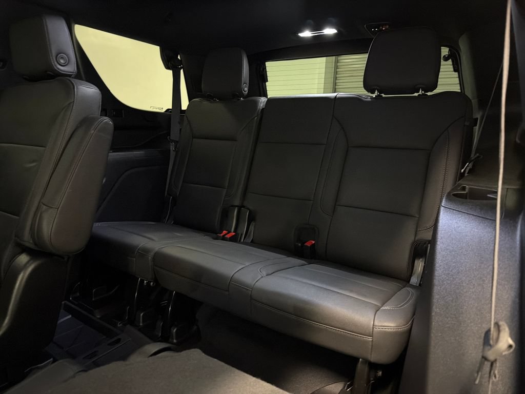 Used 2023 Chevrolet Tahoe LT w/ Luxury Package RWD image 12