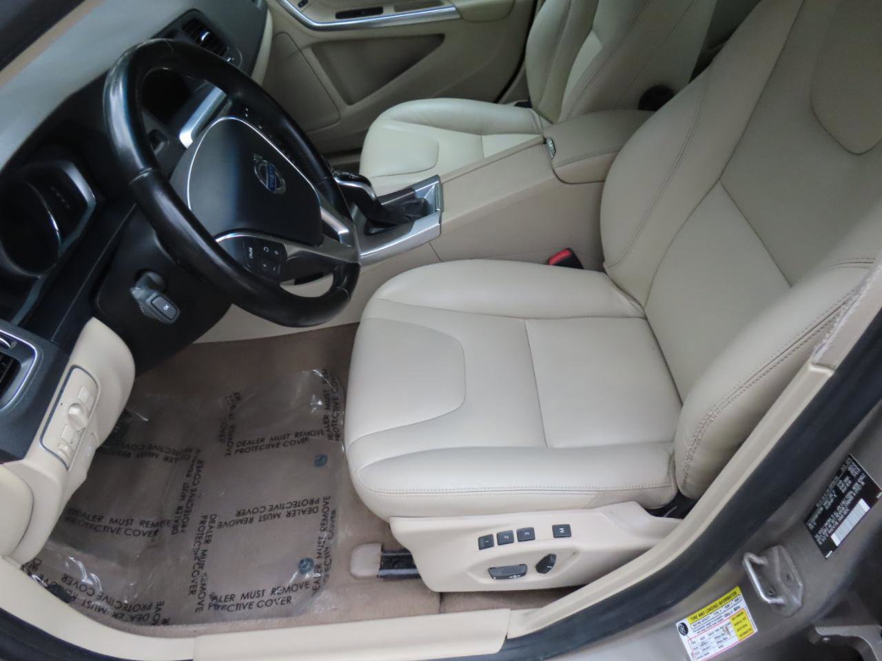 Used 2015 Volvo V60 T5 Premier AWD/4WD image 7