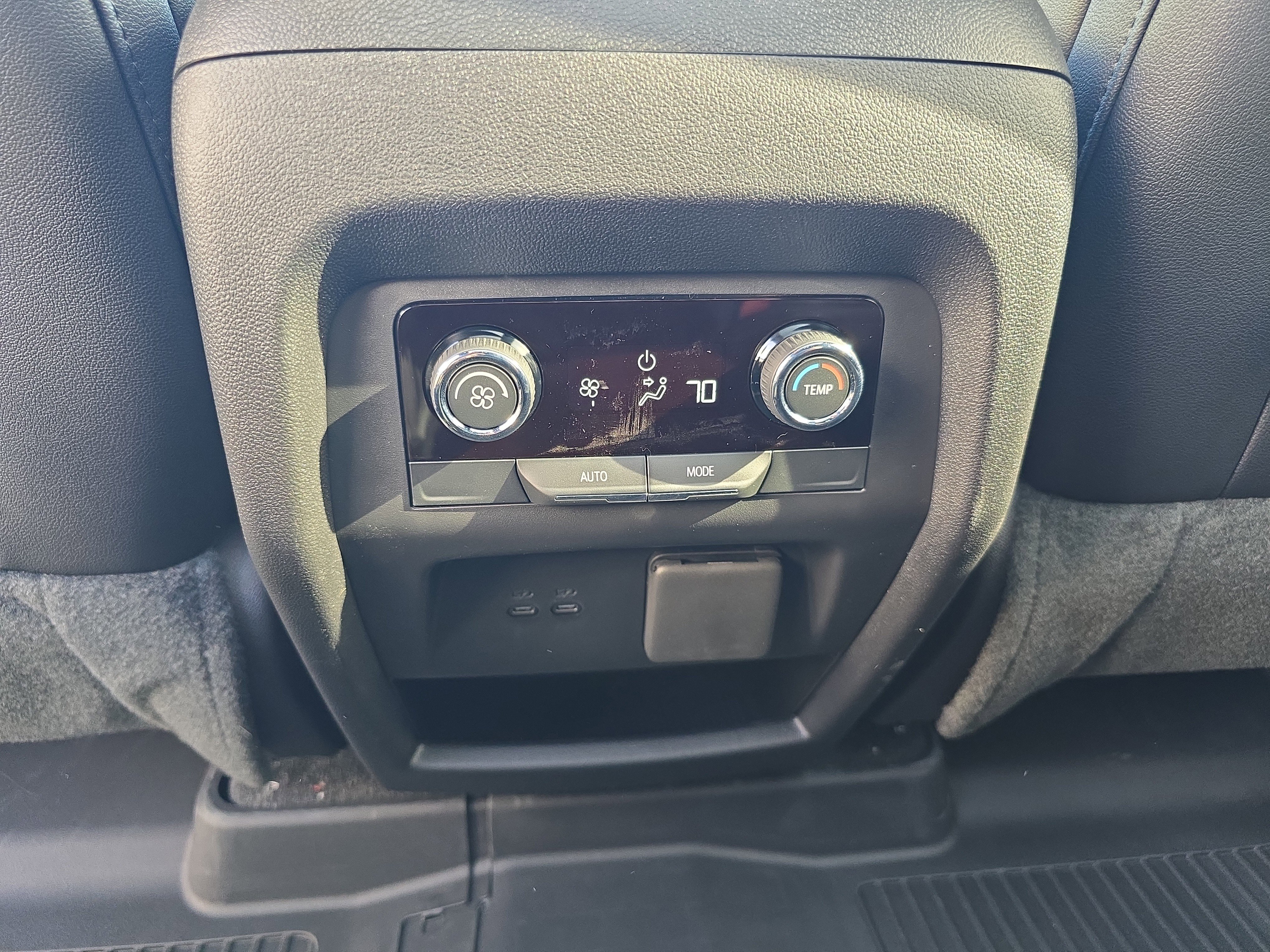 New 2026 Chevrolet Traverse Z71 w/ Enhanced Driving Package image 17