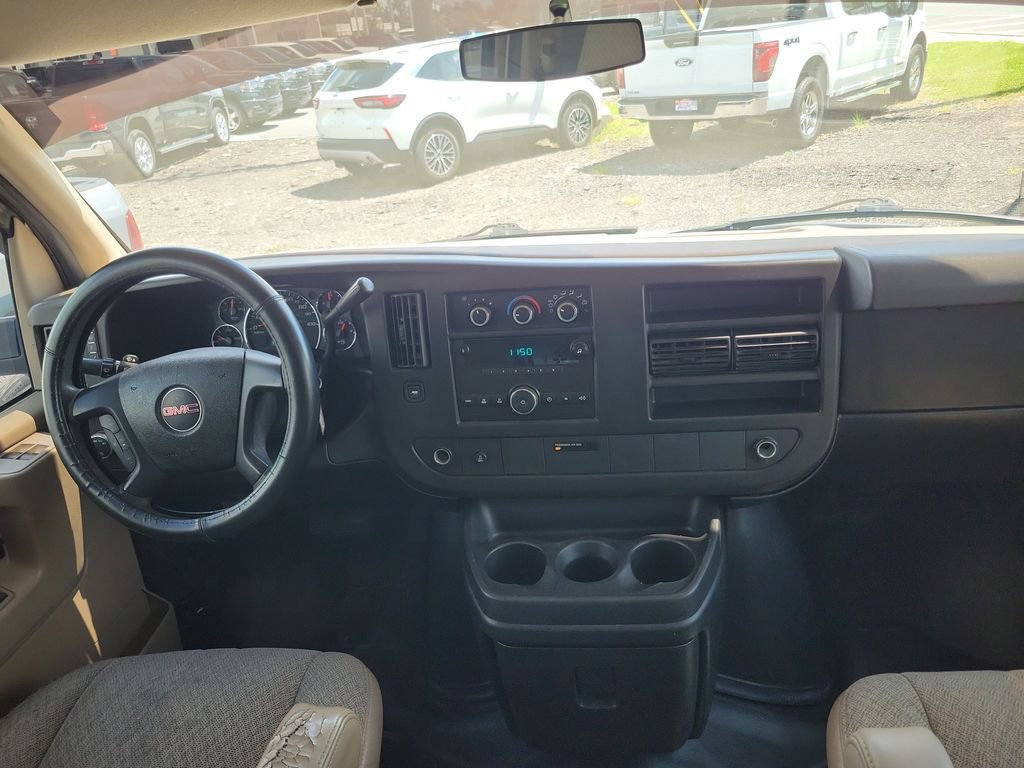 Used 2012 GMC Savana 1500 RWD image 15