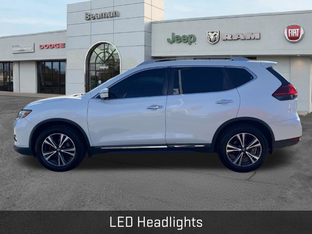 Used 2017 Nissan Rogue SL w/ SL Premium Package FWD image 4