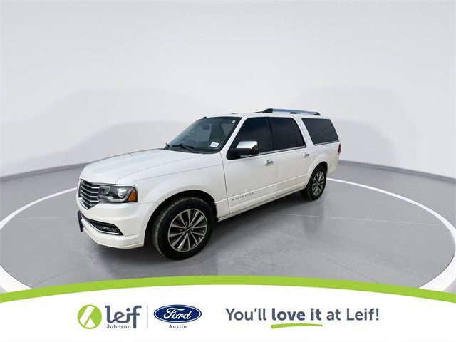 Used 2017 Lincoln Navigator L Select image 5