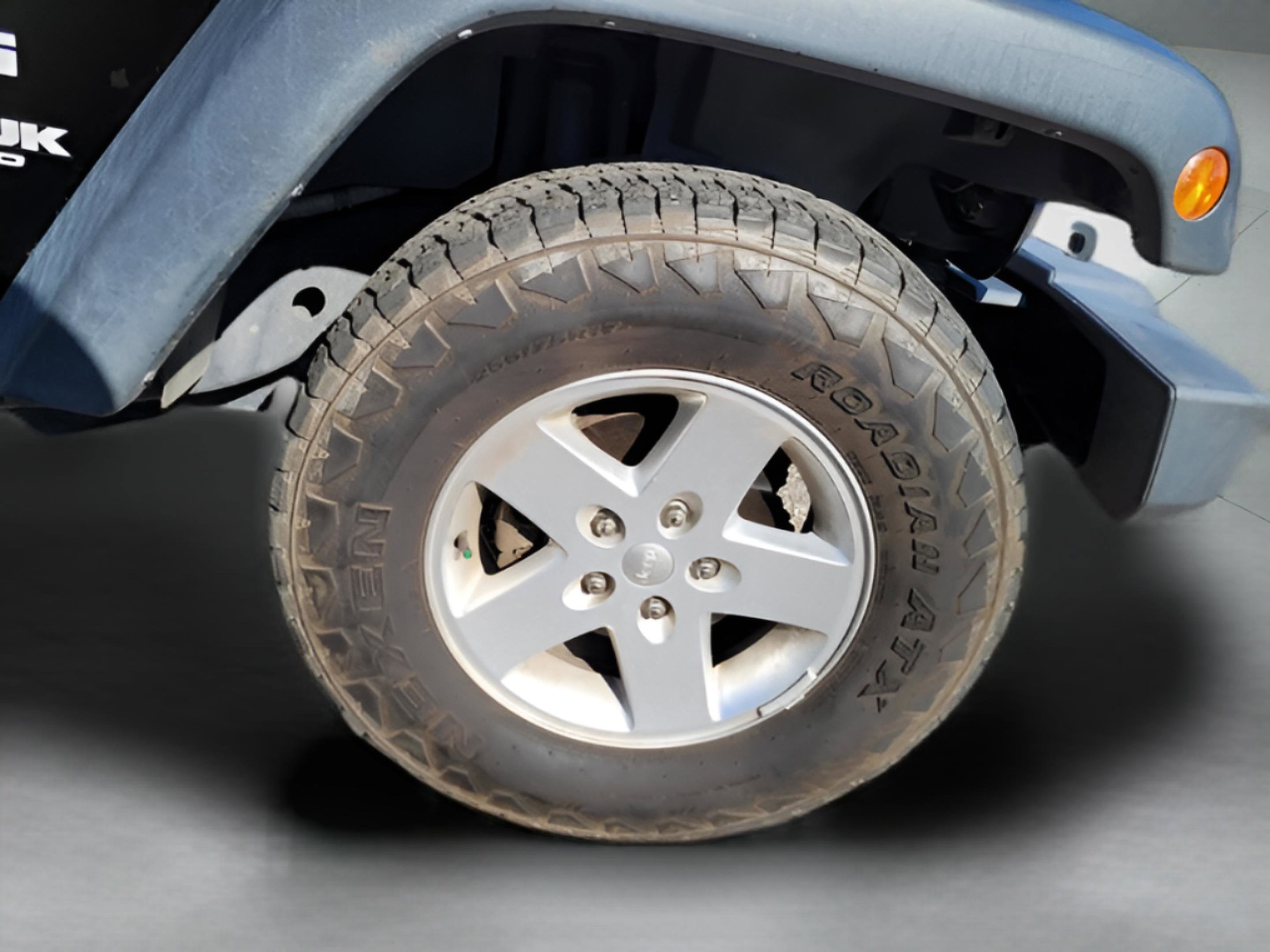 Used 2018 Jeep Wrangler Unlimited Sport S image 26