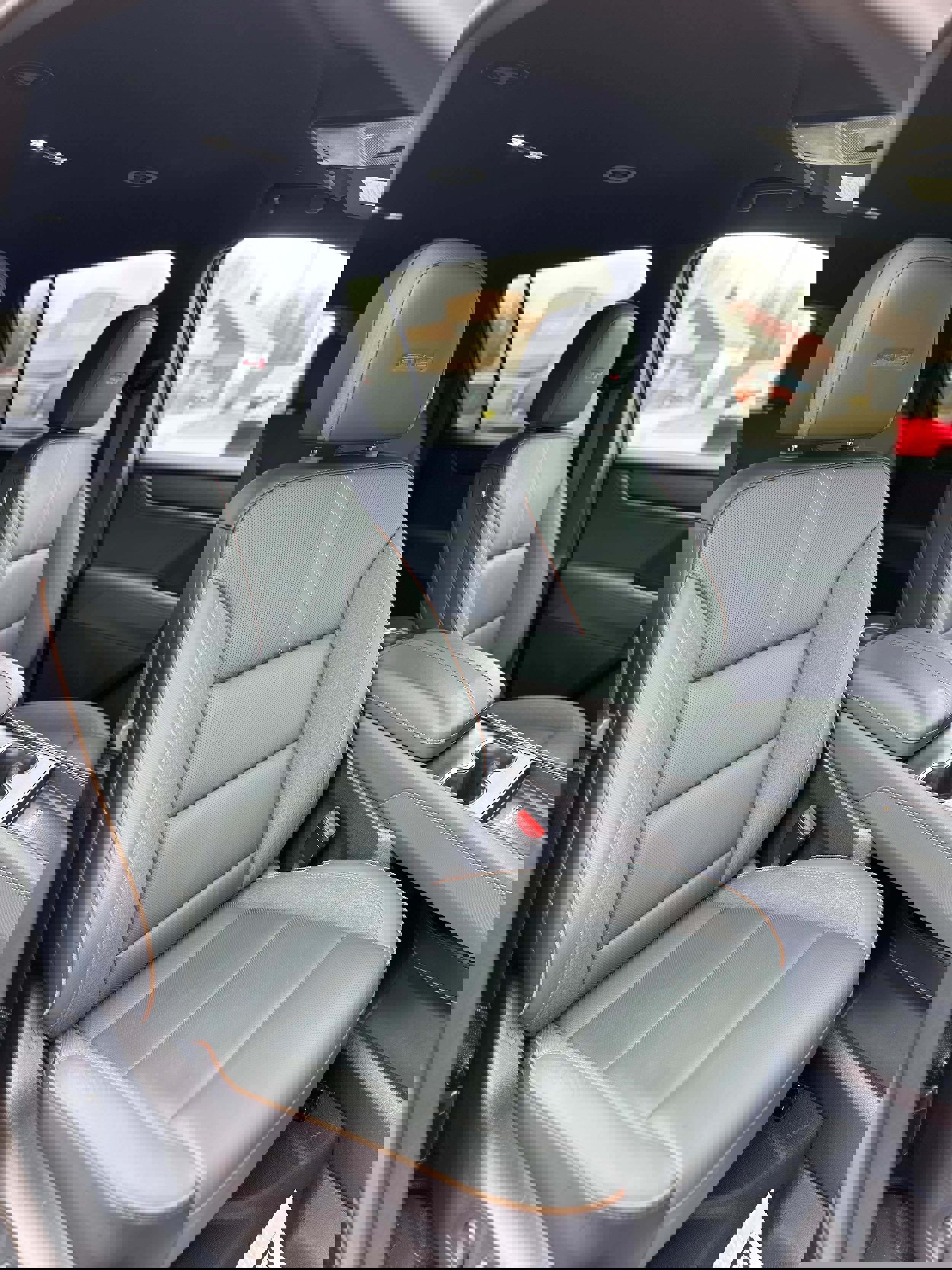 Used 2024 GMC Acadia AT4 w/ Luxury Package image 25