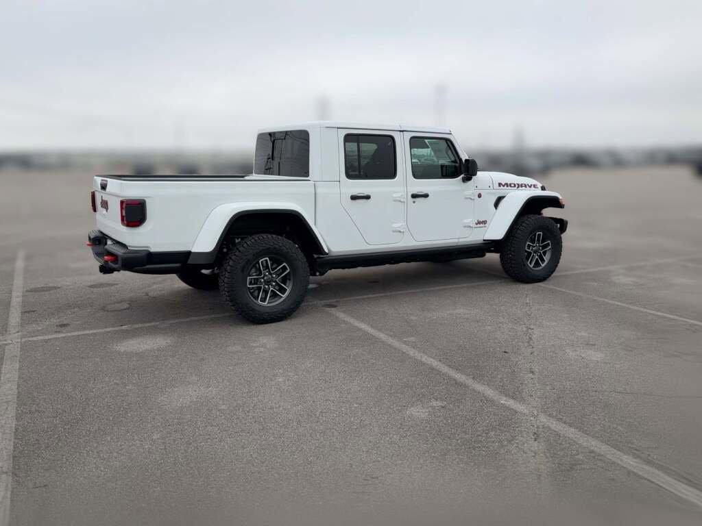 New 2026 Jeep Gladiator Mojave image 13