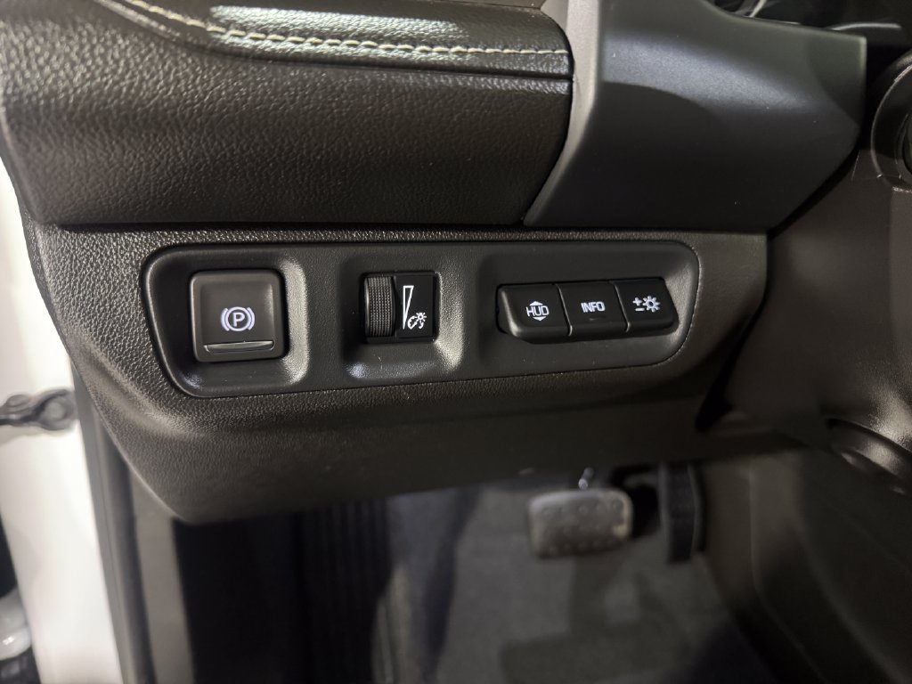 Used 2023 GMC Acadia Denali FWD image 34