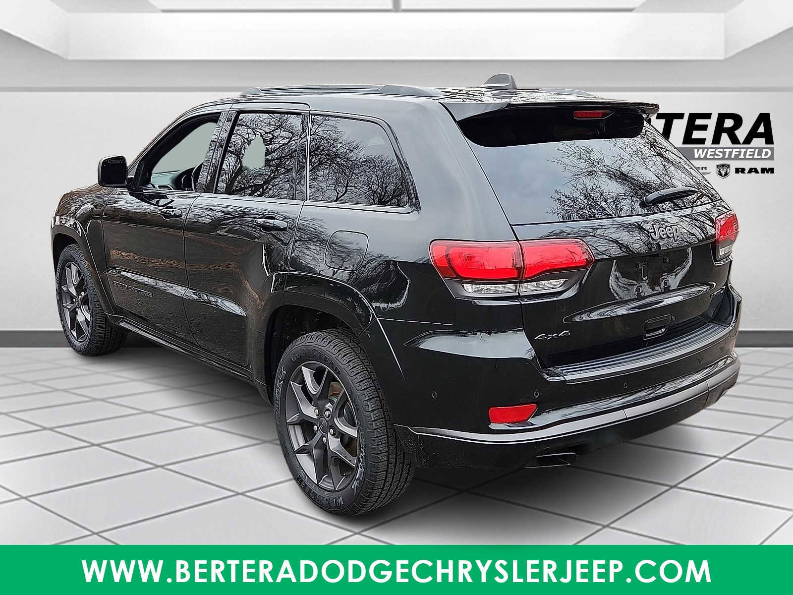 Used 2019 Jeep Grand Cherokee Limited X image 4