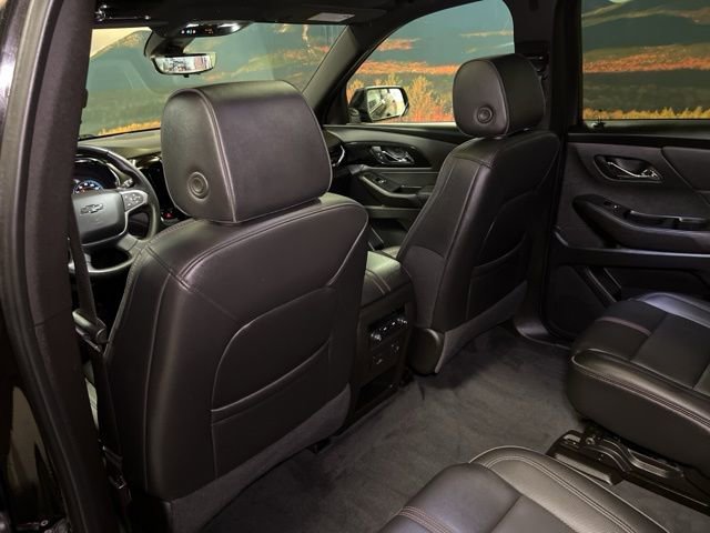 Used 2023 Chevrolet Traverse RS image 56