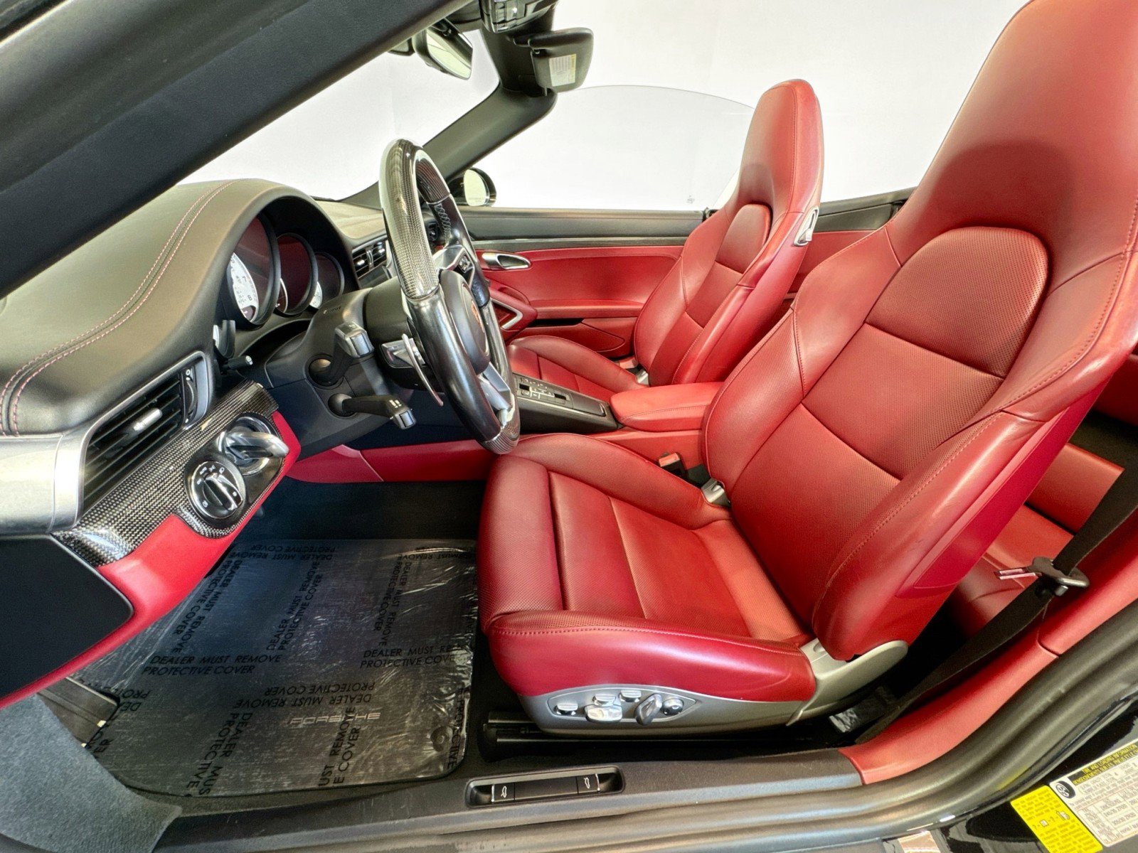 Certified 2018 Porsche 911 Turbo S image 5