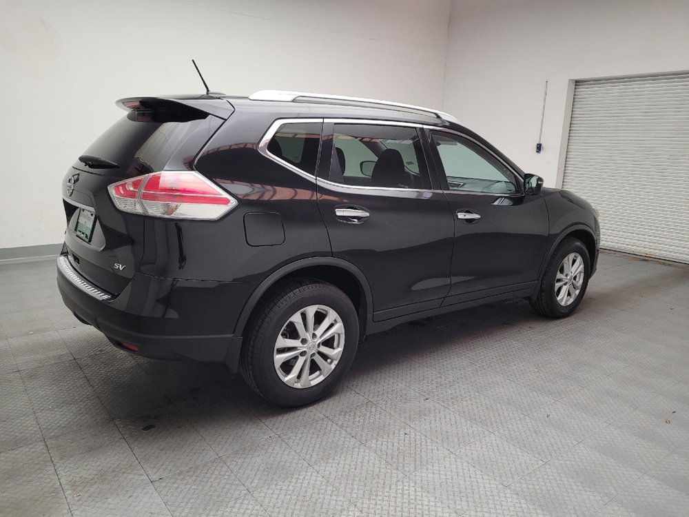 Used 2016 Nissan Rogue SV image 10