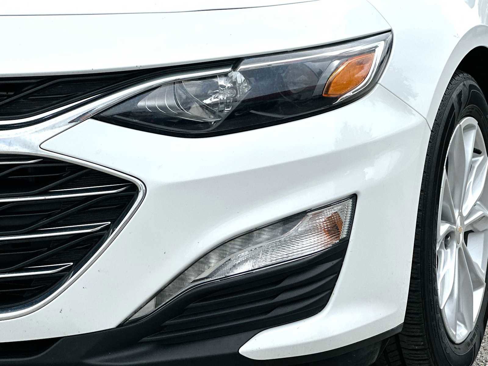 Used 2025 Chevrolet Malibu LT FWD image 16