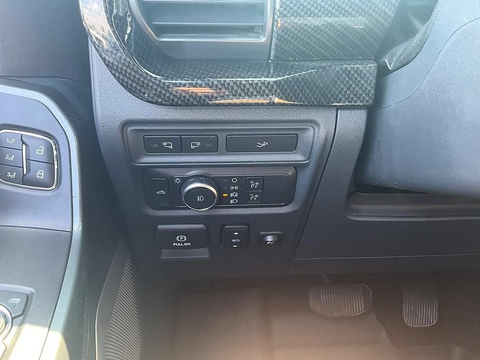 Used 2022 Ford F150 Lariat w/ Equipment Group 502A High AWD/4WD image 18