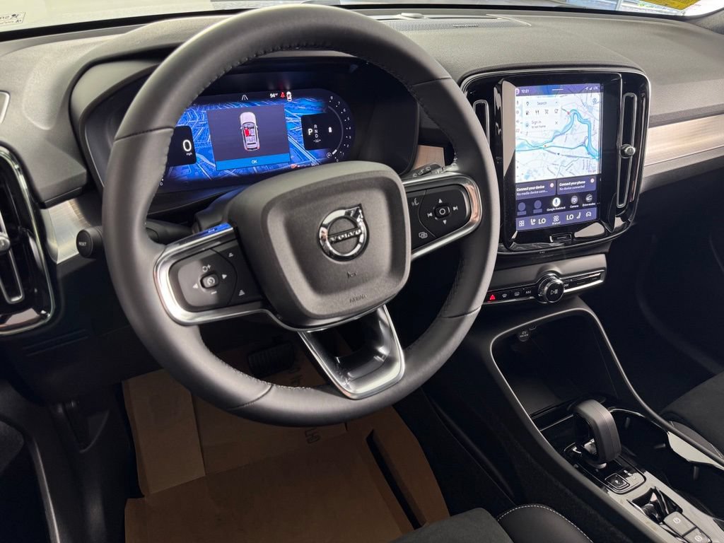 New 2026 Volvo XC40 B5 Ultra w/ Protection Package Premier AWD/4WD image 10