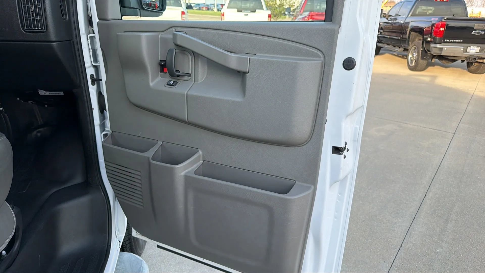 Used 2023 Chevrolet Express 2500 w/ Driver Convenience Package RWD image 70