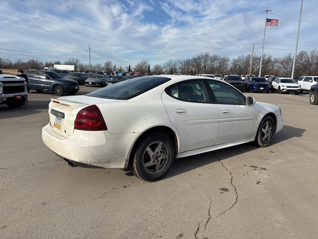 Used 2004 Pontiac Grand Prix GT w/ Drivers Package image 3