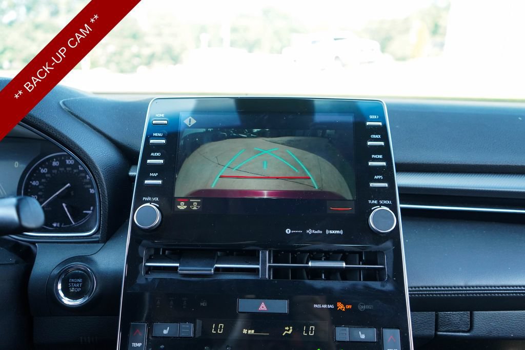 Used 2019 Toyota Avalon XSE FWD image 11