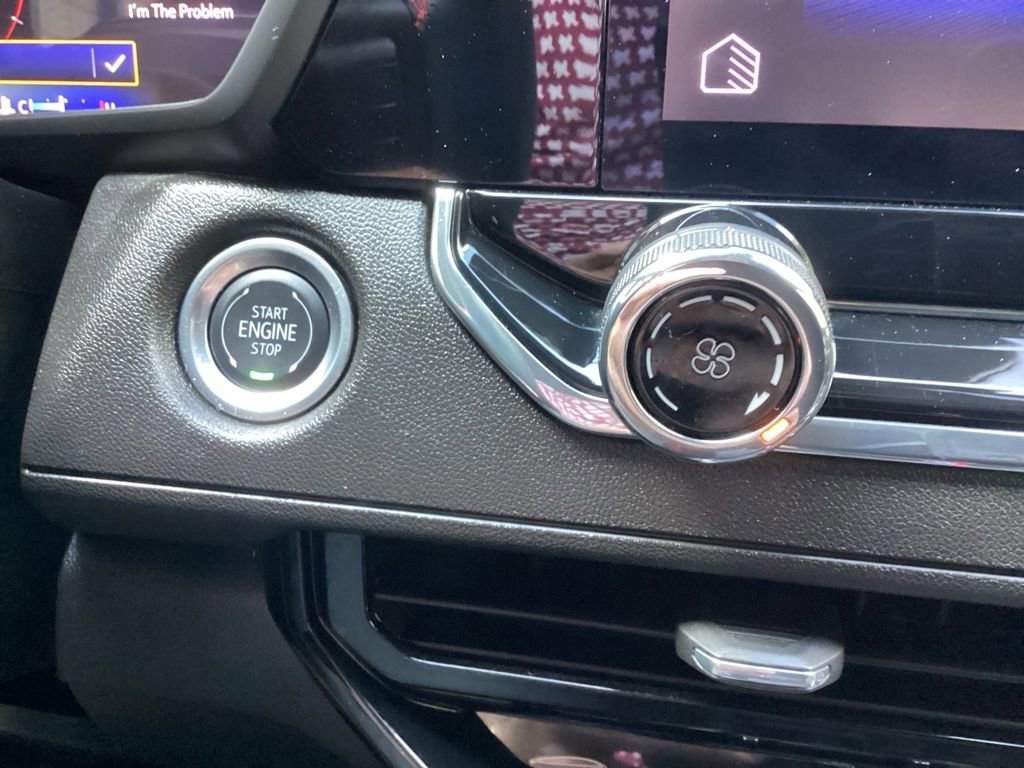 Used 2025 Chevrolet Colorado W/T w/ Advanced Trailering Package image 50