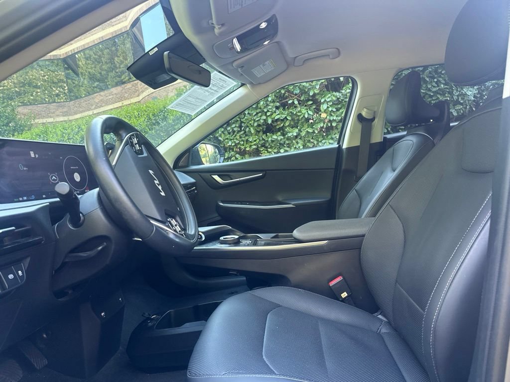 Used 2024 Kia EV6 Wind RWD image 6
