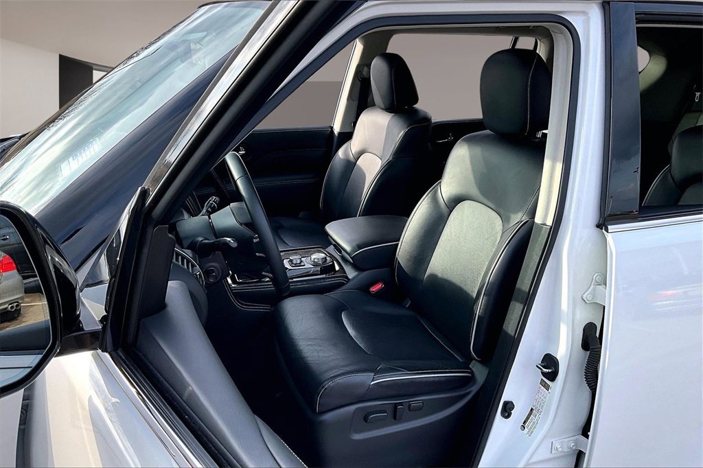 Used 2021 INFINITI QX80 Premium Select w/ Cargo Package image 27