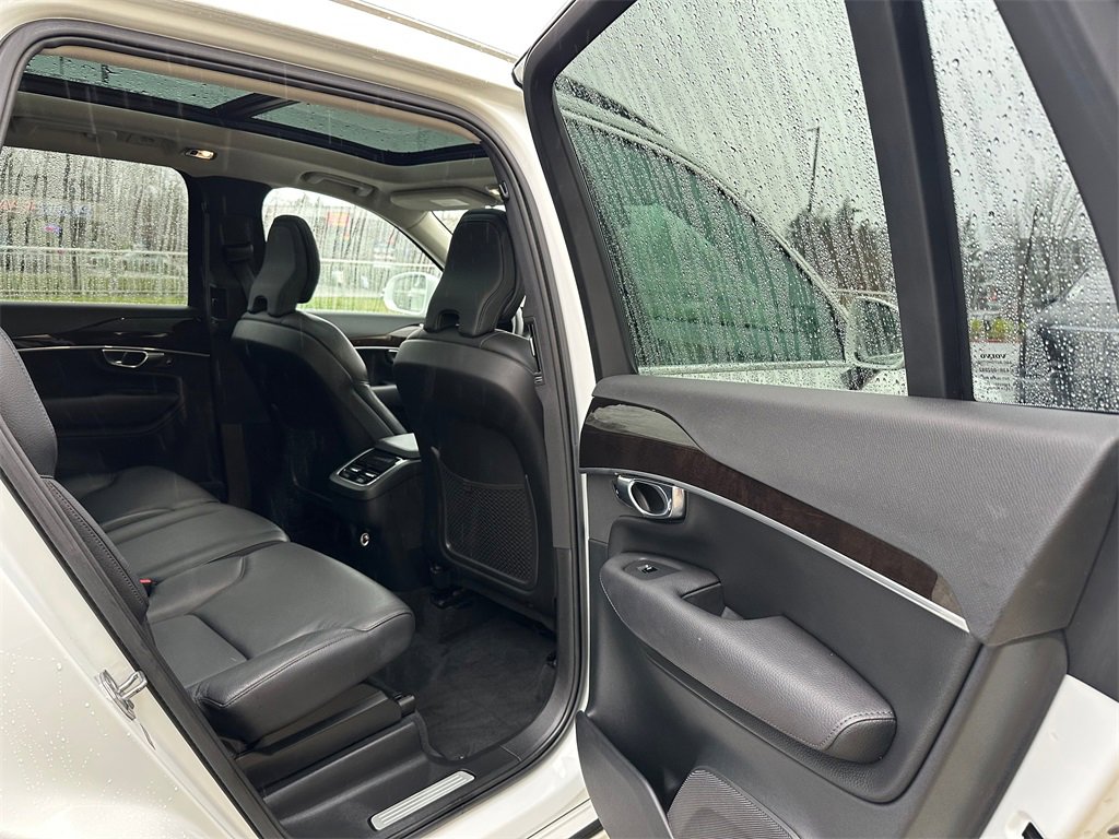 Used 2019 Volvo XC90 T6 Momentum w/ Protection Package Premier image 13