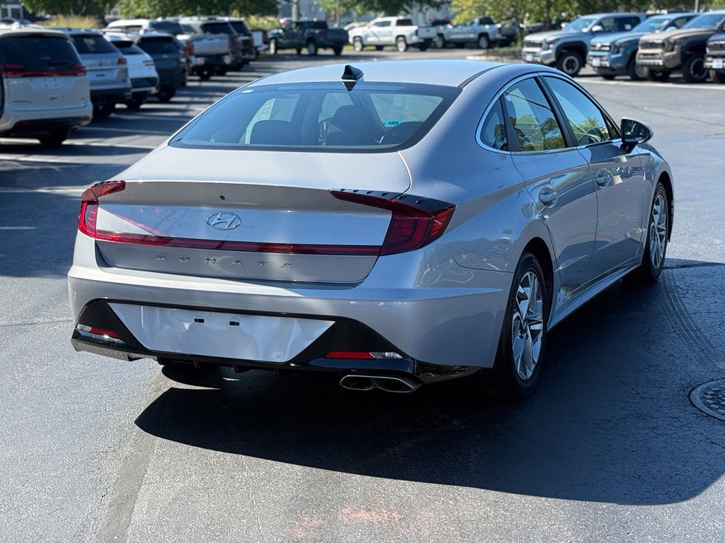 Used 2023 Hyundai Sonata SEL w/ Cargo Package FWD image 8