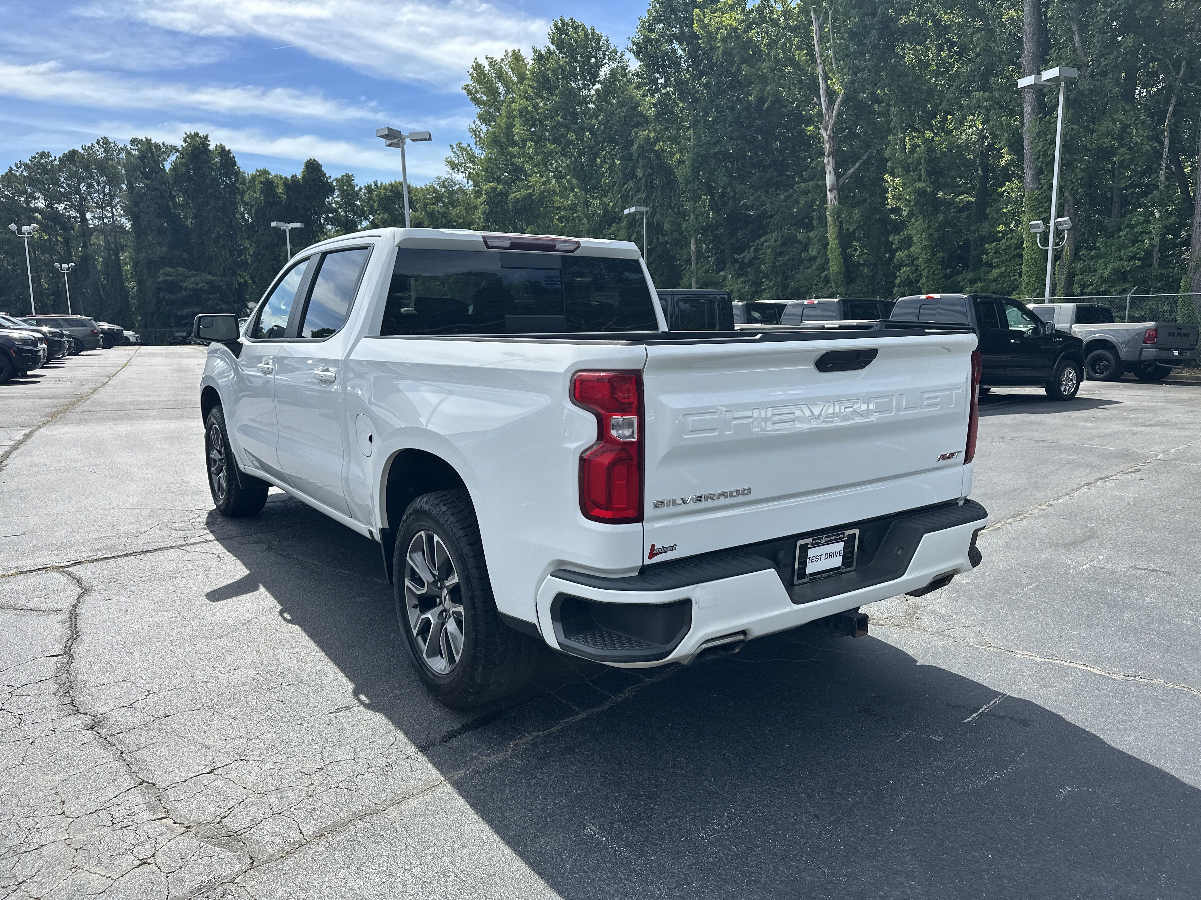 Used 2019 Chevrolet Silverado 1500 RST AWD/4WD image 7