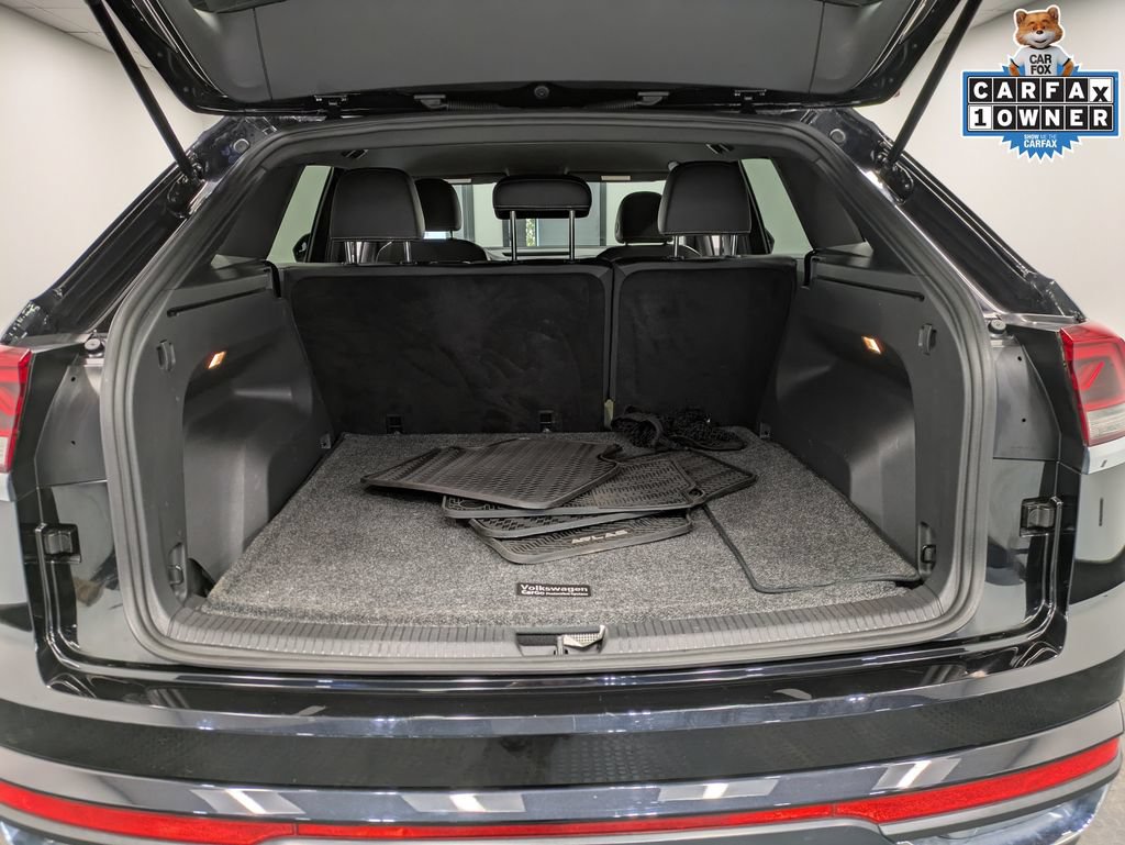 Used 2022 Volkswagen Atlas Cross Sport SE AWD/4WD image 25