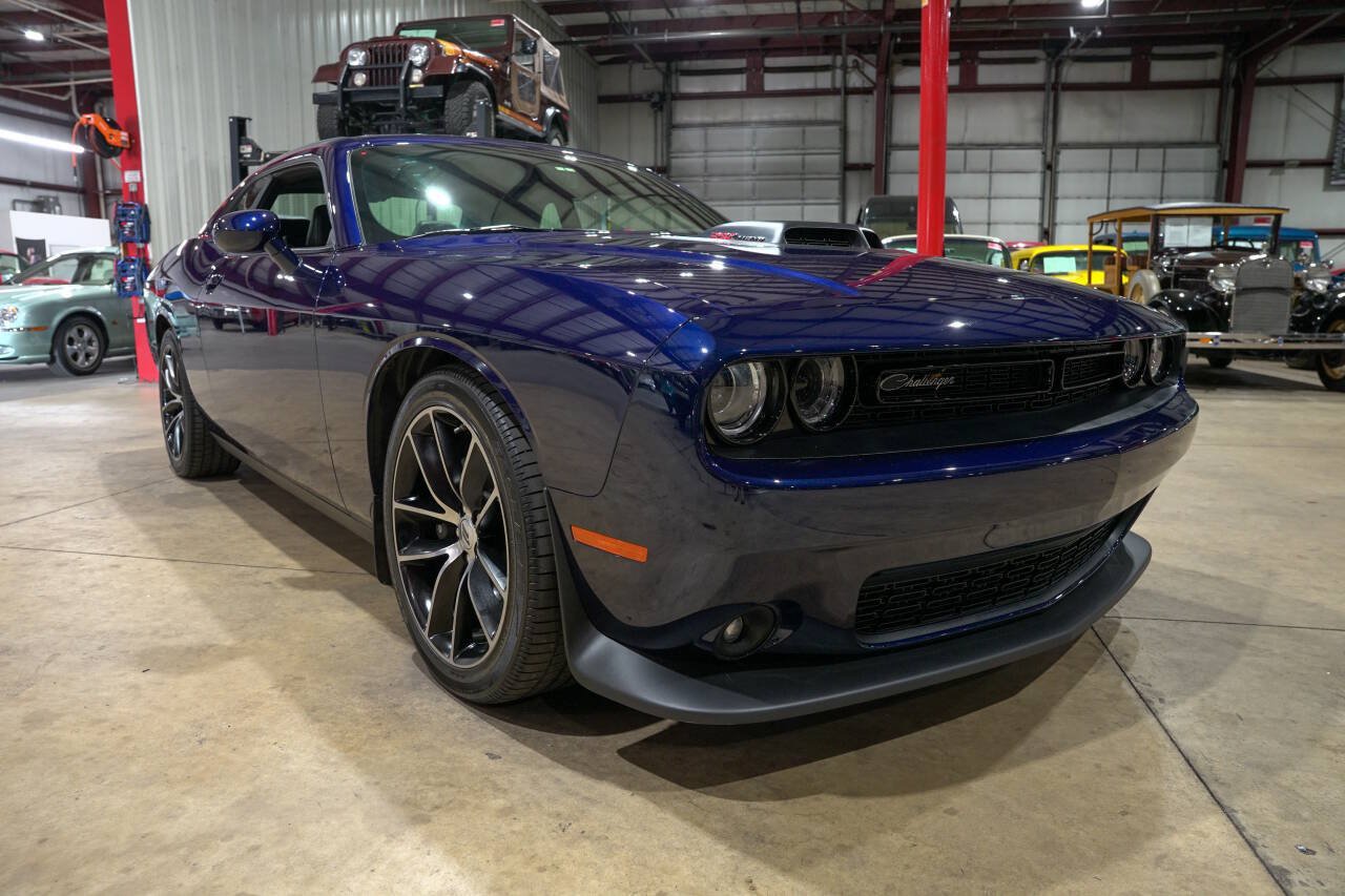 Used 2017 Dodge Challenger R/T Scat Pack RWD image 12