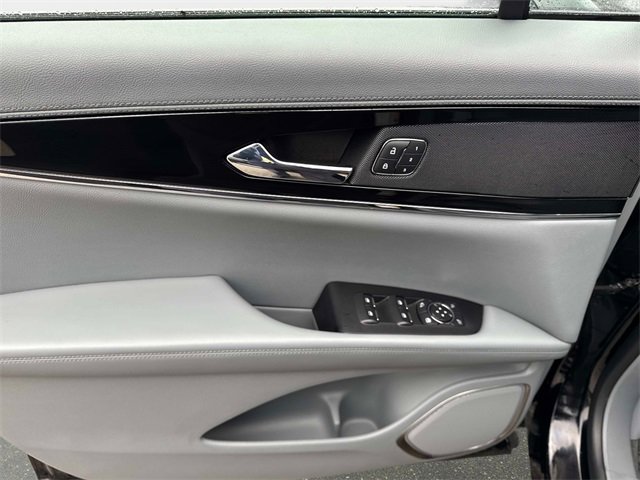 Used 2022 Lincoln Nautilus Reserve image 15