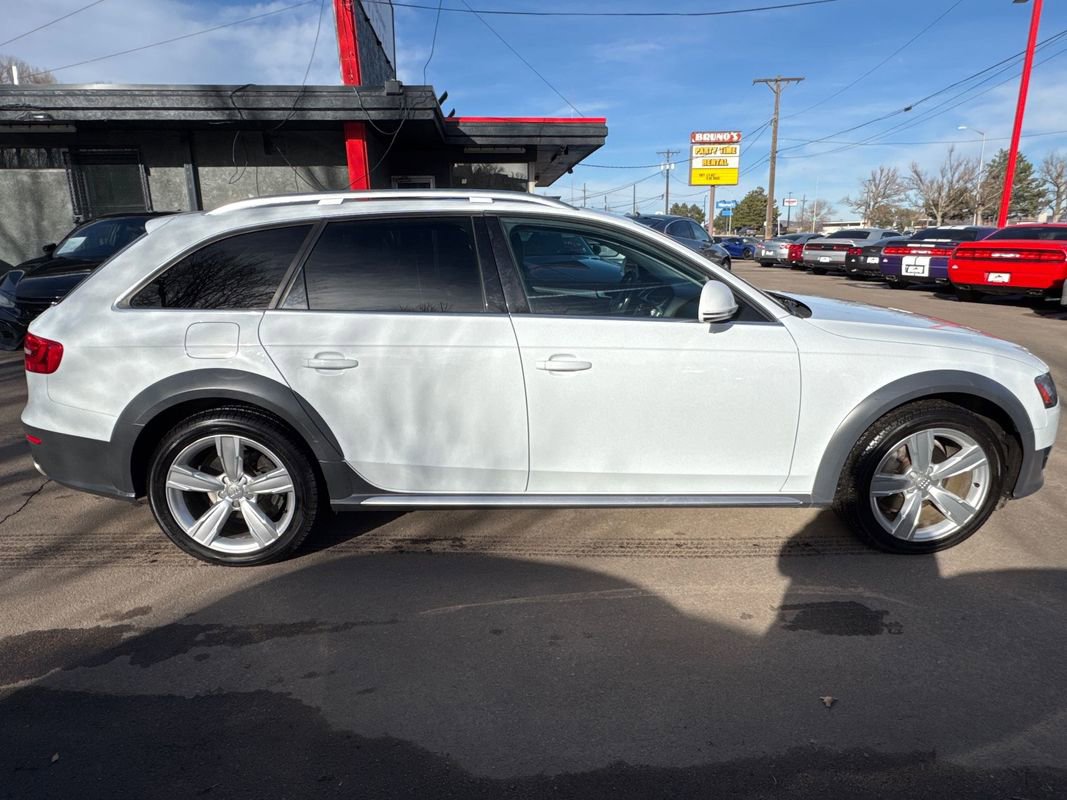 Used 2016 Audi A4 Premium w/ Audi MMI Navigation Plus image 7