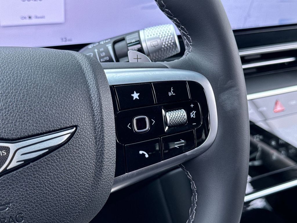 Used 2025 Genesis GV80 2.5T Standard image 19