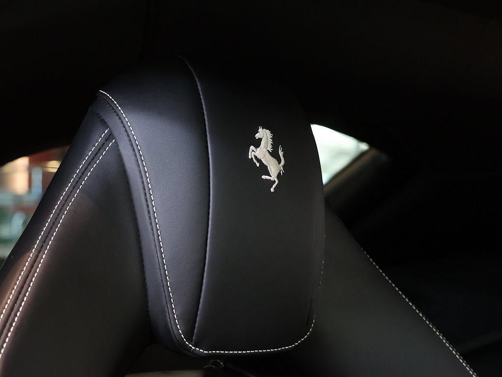 Certified 2020 Ferrari 812 Superfast RWD image 21