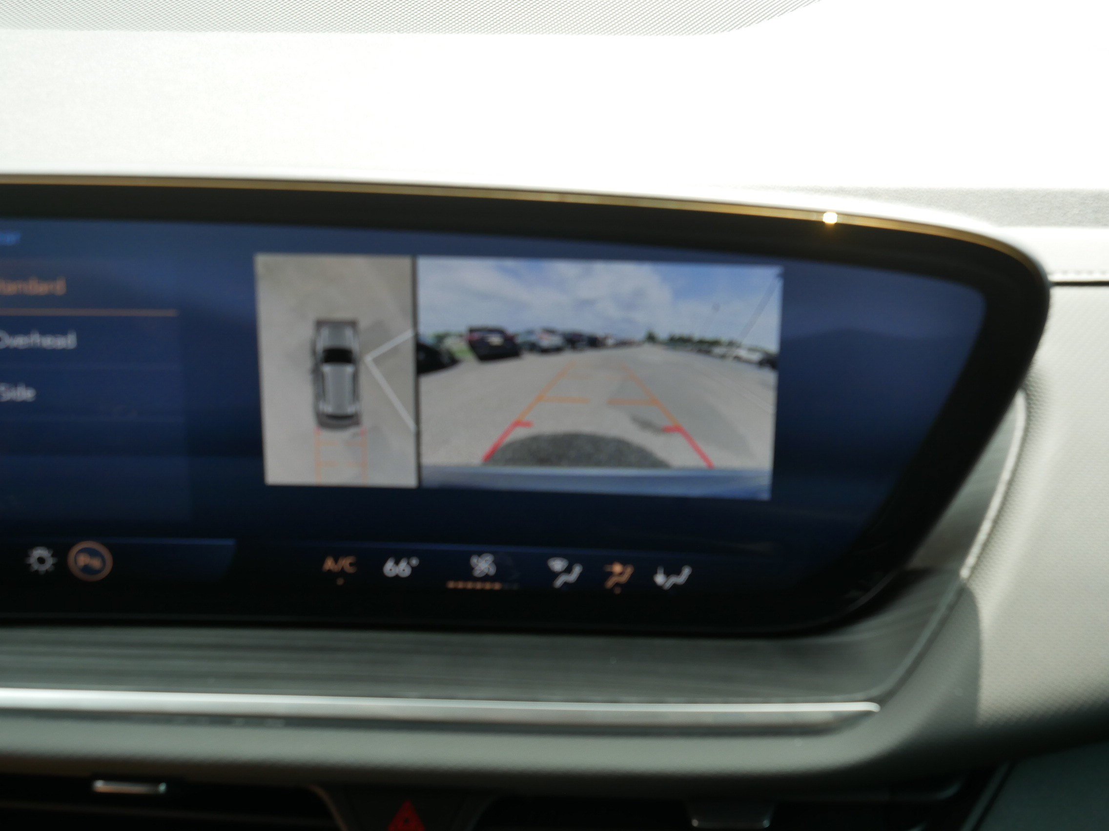 Used 2025 Buick Envision Preferred AWD/4WD image 27