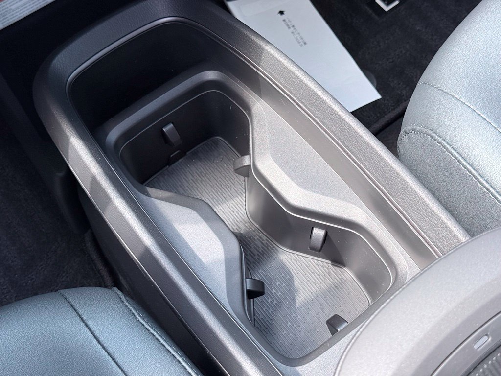 New 2026 Nissan Leaf SV+ w/ Floor Mat Package (SV+) FWD image 13