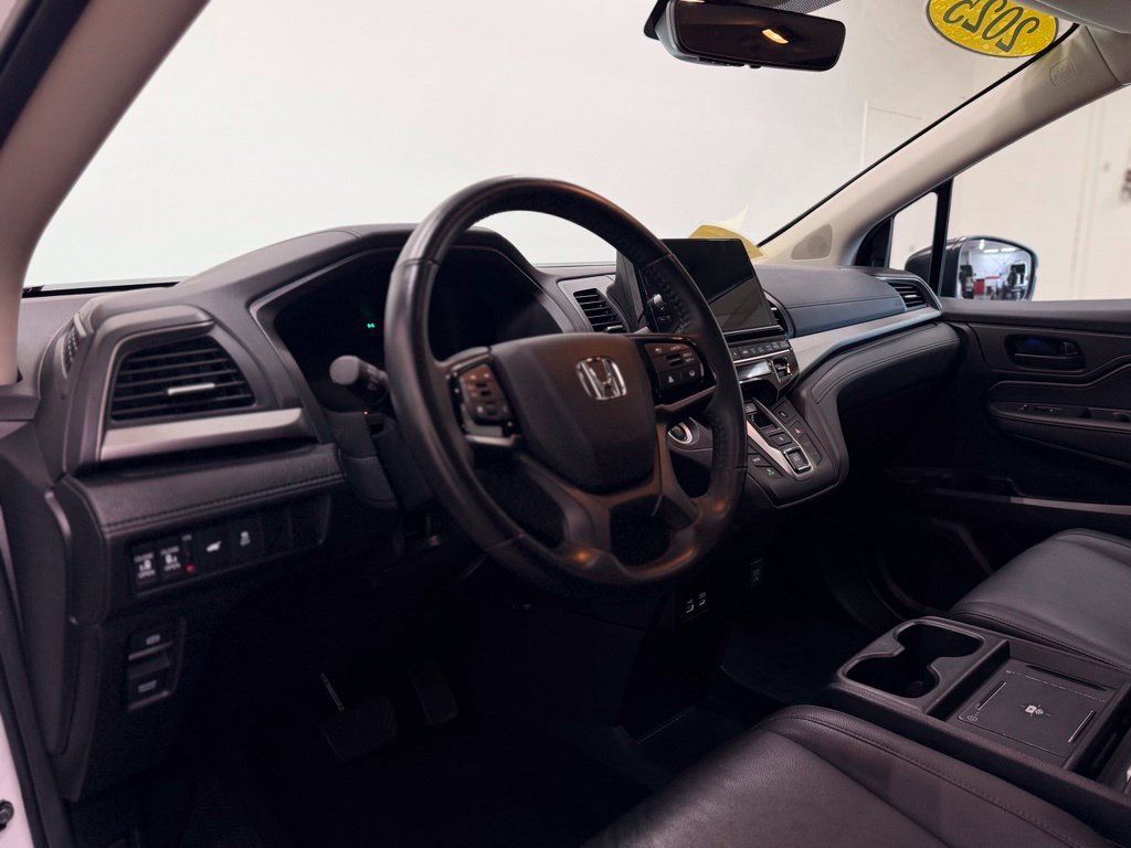 Used 2025 Honda Odyssey EX-L image 11