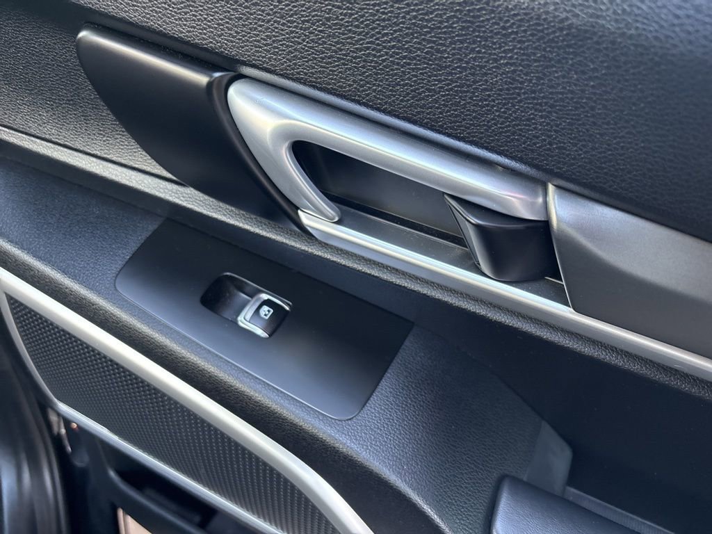 Used 2022 Kia Telluride S image 67