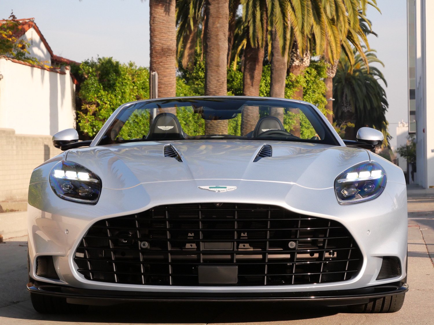 New 2026 Aston Martin Vanquish Convertible RWD image 7