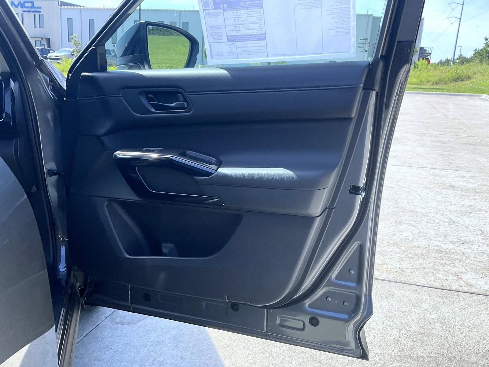 New 2026 Nissan Pathfinder SV AWD/4WD image 17