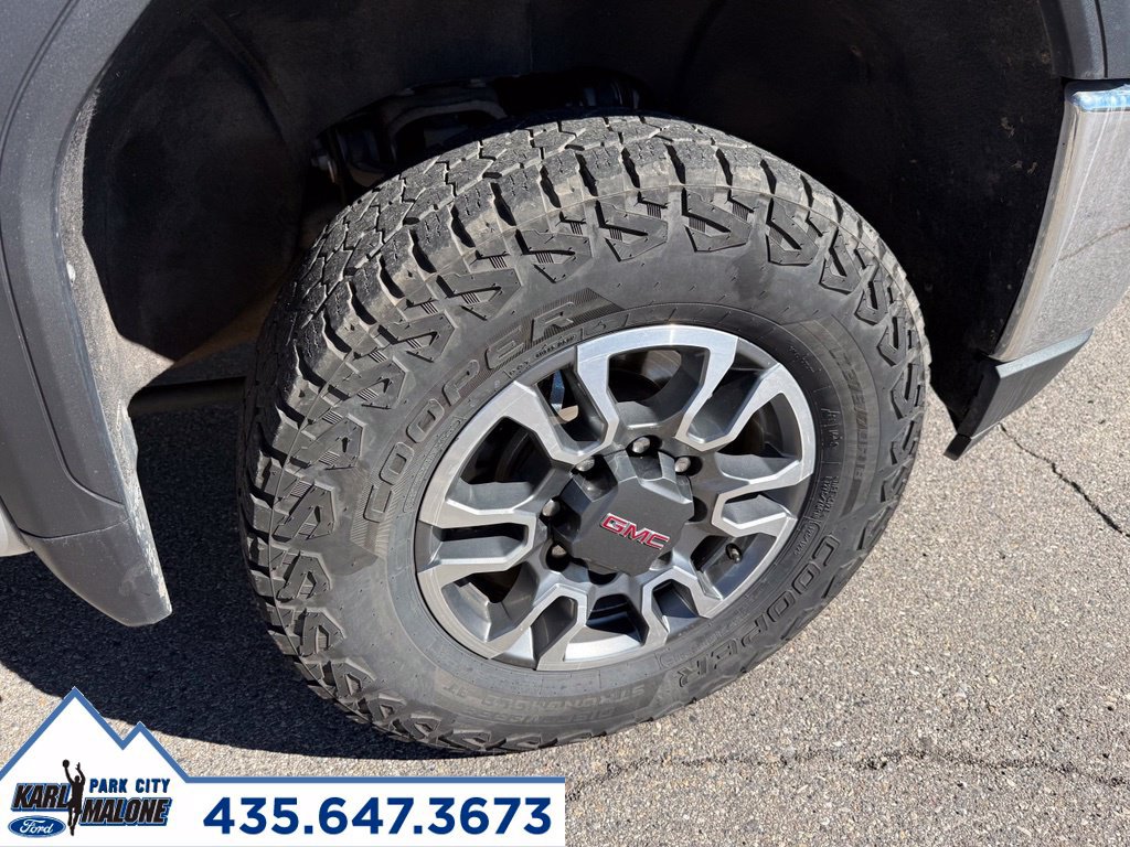 Used 2022 GMC Sierra 3500 SLT w/ SLT Premium Package AWD/4WD image 10