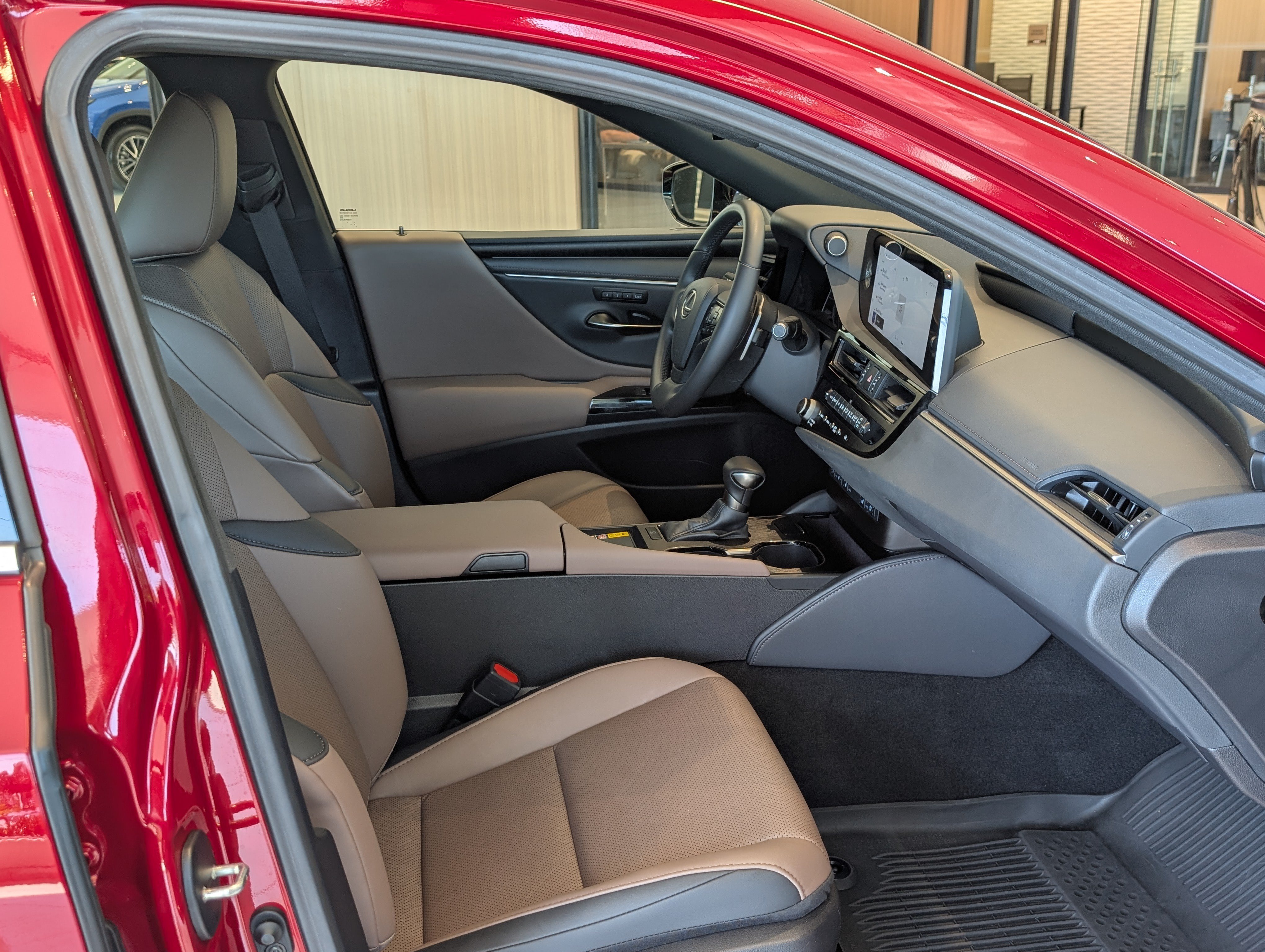 Certified 2025 Lexus ES 350 w/ Premium Package FWD image 11