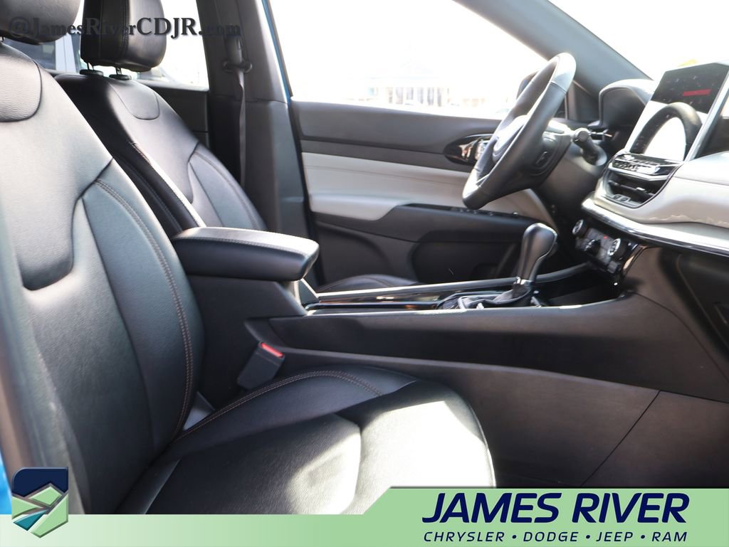 Used 2024 Jeep Compass Limited image 9