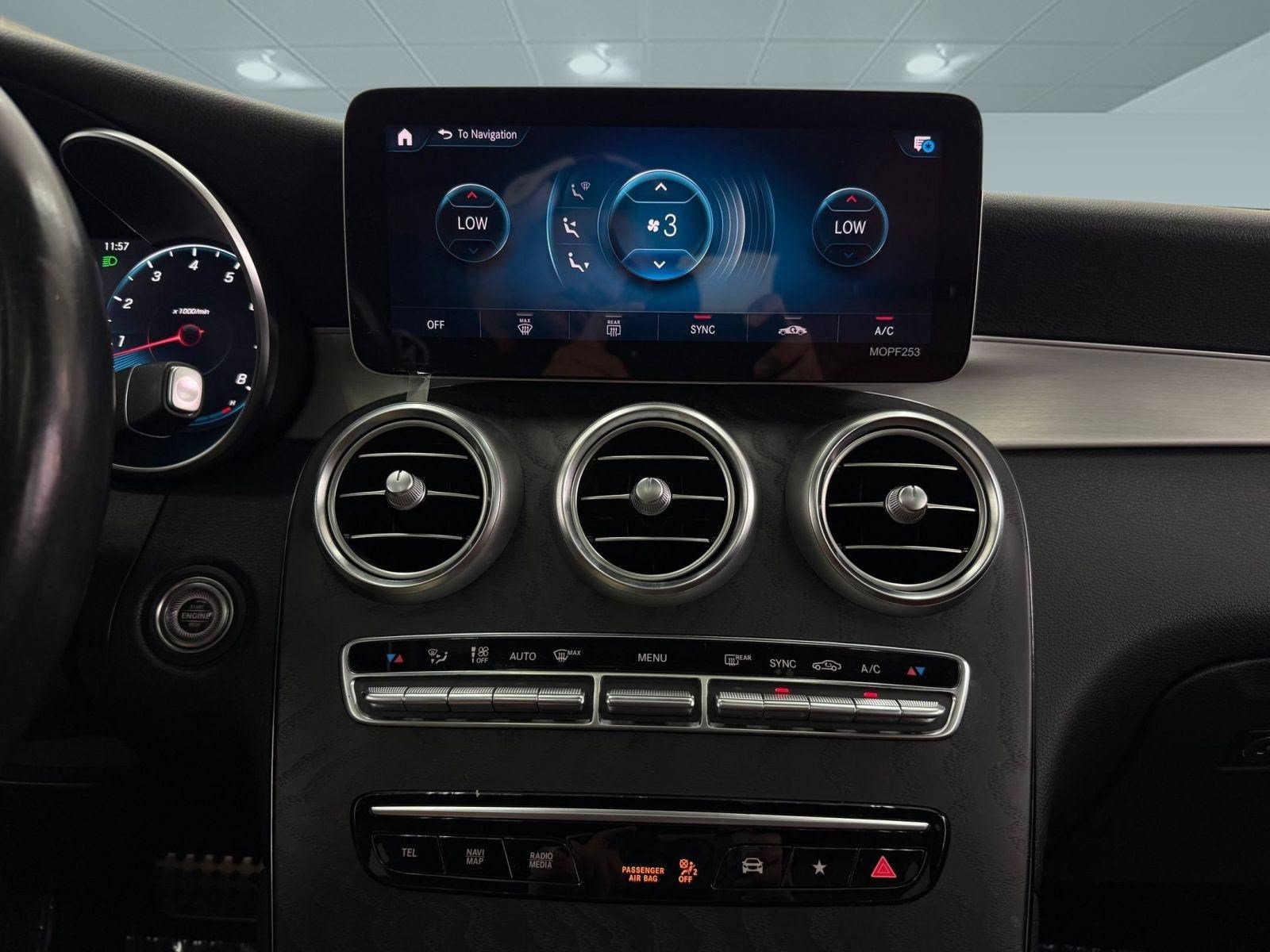 Used 2021 Mercedes-Benz GLC 300 4MATIC Coupe image 16