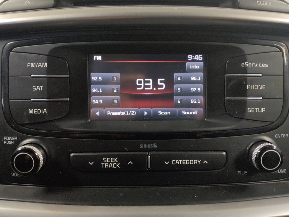 Used 2016 Kia Sorento LX w/ LX Convenience Package image 25