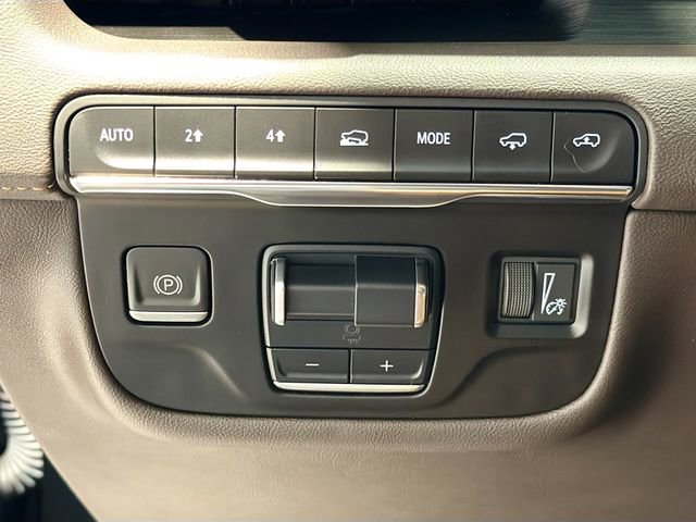 Used 2021 Cadillac Escalade Sport w/ Driver Assist Tech Package image 9