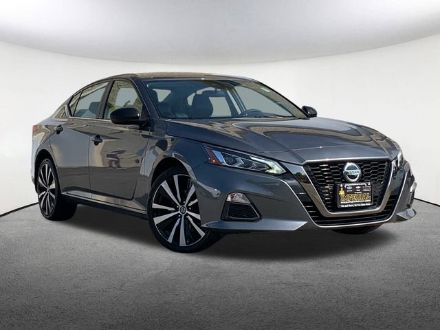 Used 2022 Nissan Altima 2.5 SR image 2